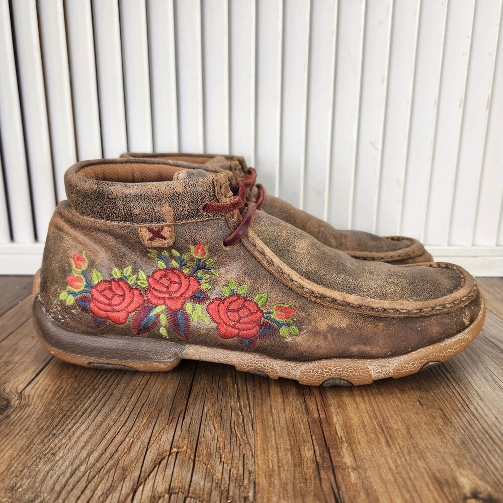 Twisted X Chukka Driving Moc Women's 7.5 M Brown Embroidered Roses Shoes WDM0116
